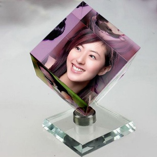 Crystal cubes photo frame