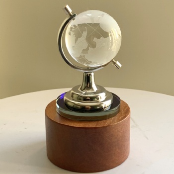 Adl Crystal Glass Globe Trophy Awards Glass Souvenir Gifts Crystal Glass and Wooden Crafts Trophy Awards Crystal Crafts