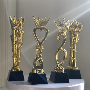ADL Cheap Factory Awards Crystal Glass Crown Resin Trophy Awards Sports Crystal Crafts for Souvenir Plastic Trophy