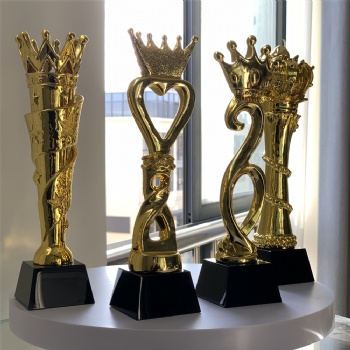 ADL Cheap Factory Awards Crystal Glass Crown Resin Trophy Awards Sports Crystal Crafts for Souvenir Plastic Trophy