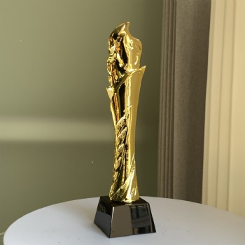 ADL Cheap Children and Youth Resin Torch Trophy with Crystal Glass Black Base for Souvenir Gifts Manufacture Cheap Trophy