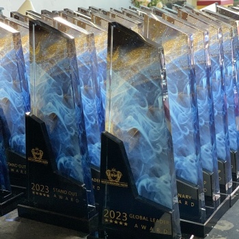 Crystal Hot Sale Trophy Awards