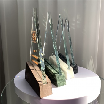 ADL Triangular Glass Trophy Awards Wholesale Cheap with Stone Base Basketball Events Awards