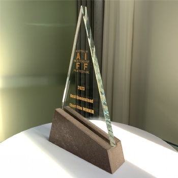 ADL Triangular Glass Trophy Awards Wholesale Cheap with Stone Base Basketball Events Awards