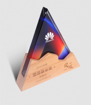 ADL New Design High-Quality Triangle Shape Crystal Glass Awards Trophies with Wood Base Custom Logo