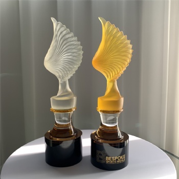 ADL High-Quality Wholesale Glaze Trophy Awards with Crystal Glass Base for the First One Awards Gifts
