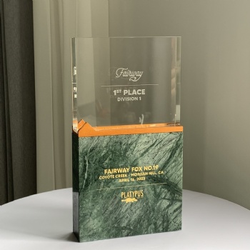 ADL 2023 New Design Crystal Glass Trophy Awards with Green Stone Base Wholesale Trophy