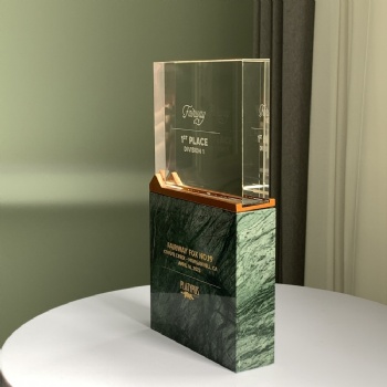 ADL 2023 New Design Crystal Glass Trophy Awards with Green Stone Base Wholesale Trophy