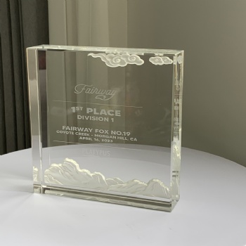 ADL 2024 New Design Crystal Clear White Glass Cuboid Square Trophy Awards with Sand Blast Logo Auspicious Clouds