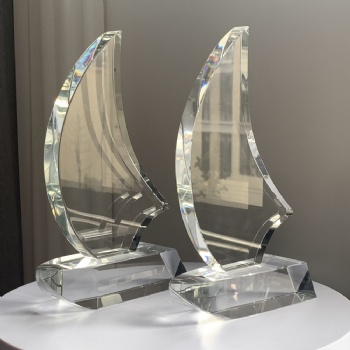 ADL Sailboat Crystal Glass Trophy Awards High-Quality Customized Design with Words and Logo for Company Gifts