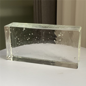 Hot-Melt High-Quality Hot Melt Clear White Crystal Glass Brick with Bubbles Inside for Building Hotel or House Home Decoration