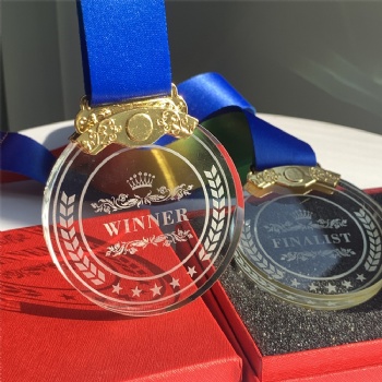 ADL Cheap Personalized Customized New Design Crystal Glass Glaze Medals for Sport Events Plaque
