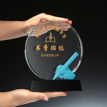 ADL 2023 New Design Round Crystal Glass Trophy Awards Star Thumb Hand Trophy Awards Three Colors Awards