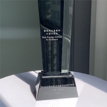 ADL 2023 New Design Black Transparent Crystal Glass Trophy Awards Cheap Wholesales Glass Trophy