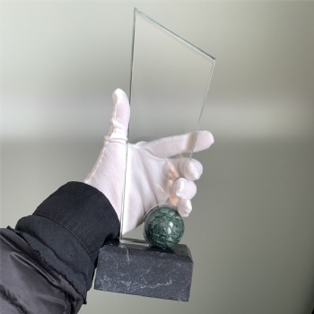 ADL 2024 New Design Crystal Glass Awards Trophy for Sports Crystal Crafts Souvenir Business Gifts Trophy Awards