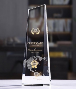 High-Grade Trophy Custom Crystal Handicraft Souvenirs Transparent Fashionable Crystal Glass Trophy