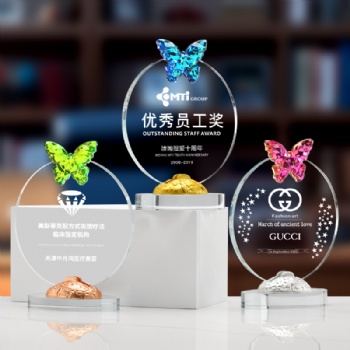 Manufacturer direct Sales new design Crystal Glass Trophy with Butterfly for Souvenir Gifts Awards