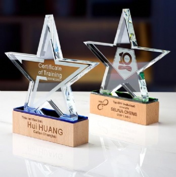New Wooden Creative Company Annual Meeting Souvenir Blank Crystal Star Wood Trophy Plaque Manufacture Wholesale CheapTrophy