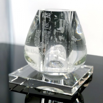 ADL Big Vase Crystal Glass Trophy Awards Customized Design Drawings for the Customers High-Quality Crystal Glass Crafts Gifts