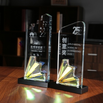 ADL 2024 New Design Crystal Trophy Awards Souvenir from China Customized Colorful Trophies, Medals, and Plaques