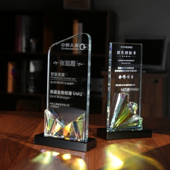 ADL 2024 New Design Crystal Trophy Awards Souvenir from China Customized Colorful Trophies, Medals, and Plaques
