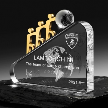 ADL New Design Step by Step Crystal Glass Metal Trophy Golden Awards Glass Crafts Awards from China Business Gifts Souvenir