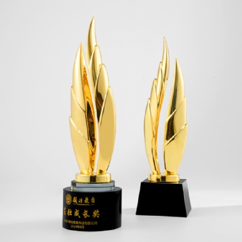 ADL Be Promoted Step by Step United Crystal Glass Metal Trophy Golden Awards Glass Crafts Business Gifts Awards for Souvenir