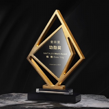 ADL Metal New Design Crystal Glass Trophy Awards for Business Souvenir Gifts Sports Crystal Crafts Engraving Crystal Trophy