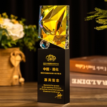 ADL Wholesale Blue Crystal Crafts Customized Color Engraved Sports Theme Trophies Employee Honor Commendation Zhejiang China