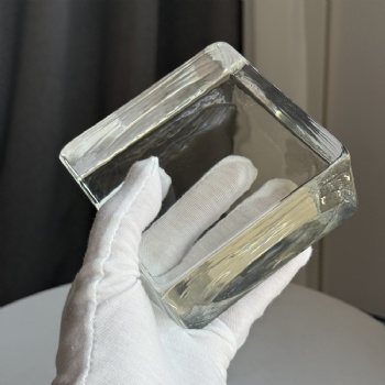 Customizable Sizes High Quality Fused Glass Bricks Durable Translucent Modern Architecture Other Crystal Crafts