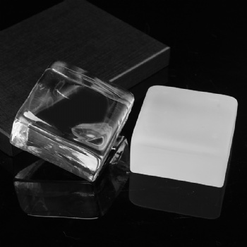 Customizable Sizes High Quality Fused Glass Bricks Durable Translucent Modern Architecture Other Crystal Crafts