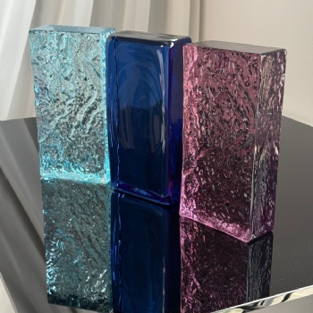 Colorful Factory Original Durable Modern Solid Glass Brick Block Decorative Ice Pattern Interior Partition Wall for Bluk Order