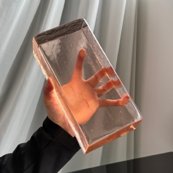 Aesthetic Textured Colored Glass Brick 230x110x76mm Solid Glass Blocks for Luxury Restaurant Decor & Hotel Feature Walls
