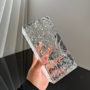 Solid Glass Brick 50x100x200mm With Double Rock Texture For Luxury Architectural Wall Decor Hotel Decor Wholesale