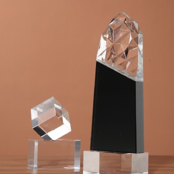 ADL 2024 New Design Crystal Trophy Awards Souvenir from China with Customized Logo and Words Trophies, Medals, and Plaques