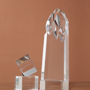 ADL 2024 New Design Crystal Trophy Awards Souvenir from China with Customized Logo and Words Trophies, Medals, and Plaques