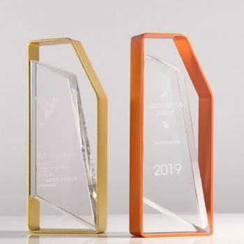 ADL New Design Crystal Glass Metal Trophy Awards for Sports Trophy Business Souvenir Gifts Carved Crystal Awards